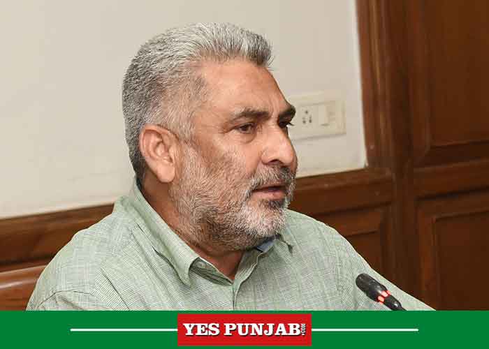 yespunjab's tweet photo. 'Hog Deer' to be declared Mascot species of Kathlour-Kaushalya Wildlife Sanctuary: Kataruchak https://t.co/pTboaSGANc
#HogDeer #Mascot #Wildlife #Sanctuary #LalChandKataruchak #Chandigarh #Tuesday #YesPunjab https://t.co/tbtgsTDEK5