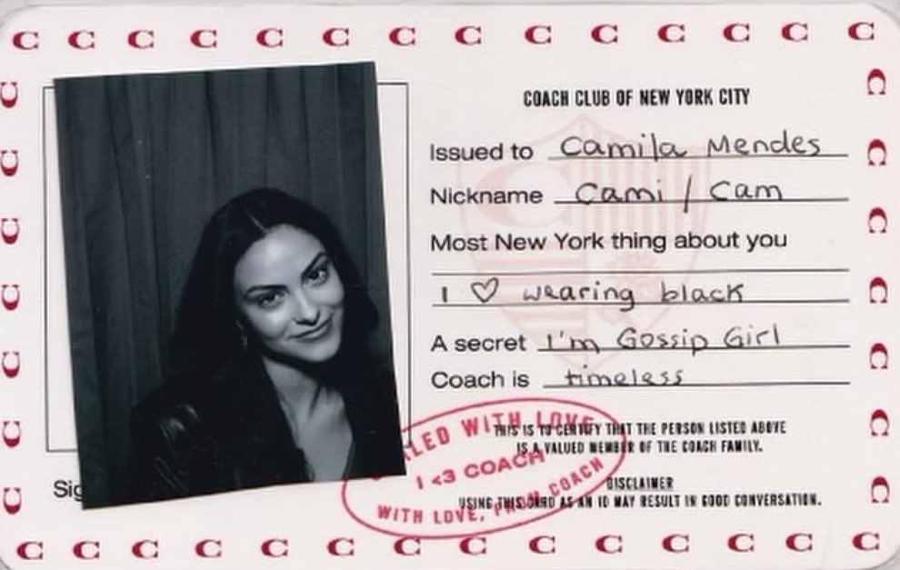 “I’m gossip girl” I love her so much 😂🫶🏼