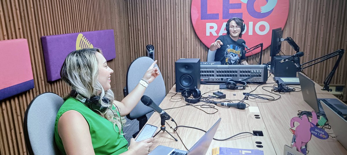 BibloRedBogota's tweet photo. ¡Conéctate con #LEORadio! Estamos en vivo con una programación especial en el marco del #DíaMundialDeLaRadio.

Ingresa ya a https://t.co/prH4njsNja y escúchanos. 
#LEOBogotá https://t.co/TA7APTuZot