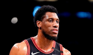 ThePhoenixSuns2's tweet photo. #NBA Rumors: Will Phoenix #Suns be in hot pursuit of #ThaddeusYoung & #DelonWright in #NBAbuyout?
#SunsX #ComingInHot #NBAbuyoutMarket #Hoops https://t.co/75PqyDm0pg