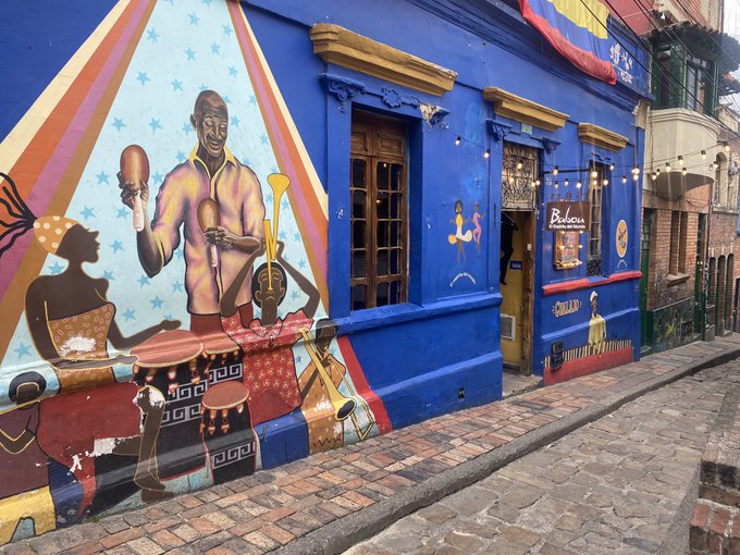 I liked Bogot&aacute;, very colourful city 👌 Now it&rsquo;s time for Medell&iacute;n 😎 Open for collaborations 😉 https://t