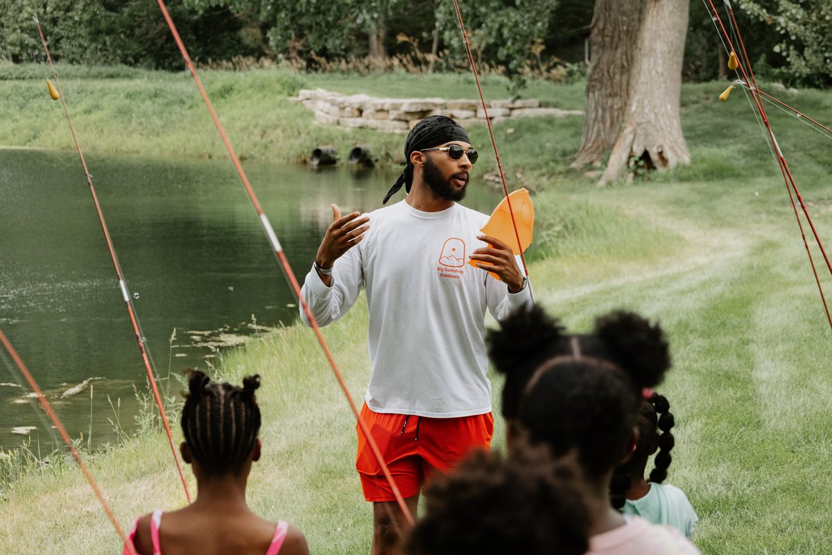UNLincoln's tweet photo. Elijah grew up wanting to explore the outdoors but didn't have the gear needed. He's changing that with Big Gumdrop Outdoors by providing access to the great outdoors for local kids. "I wanted to shake up the system by providing a new image to youth that they can do anything they want." ›› https://t.co/pcJnO0eQ4l