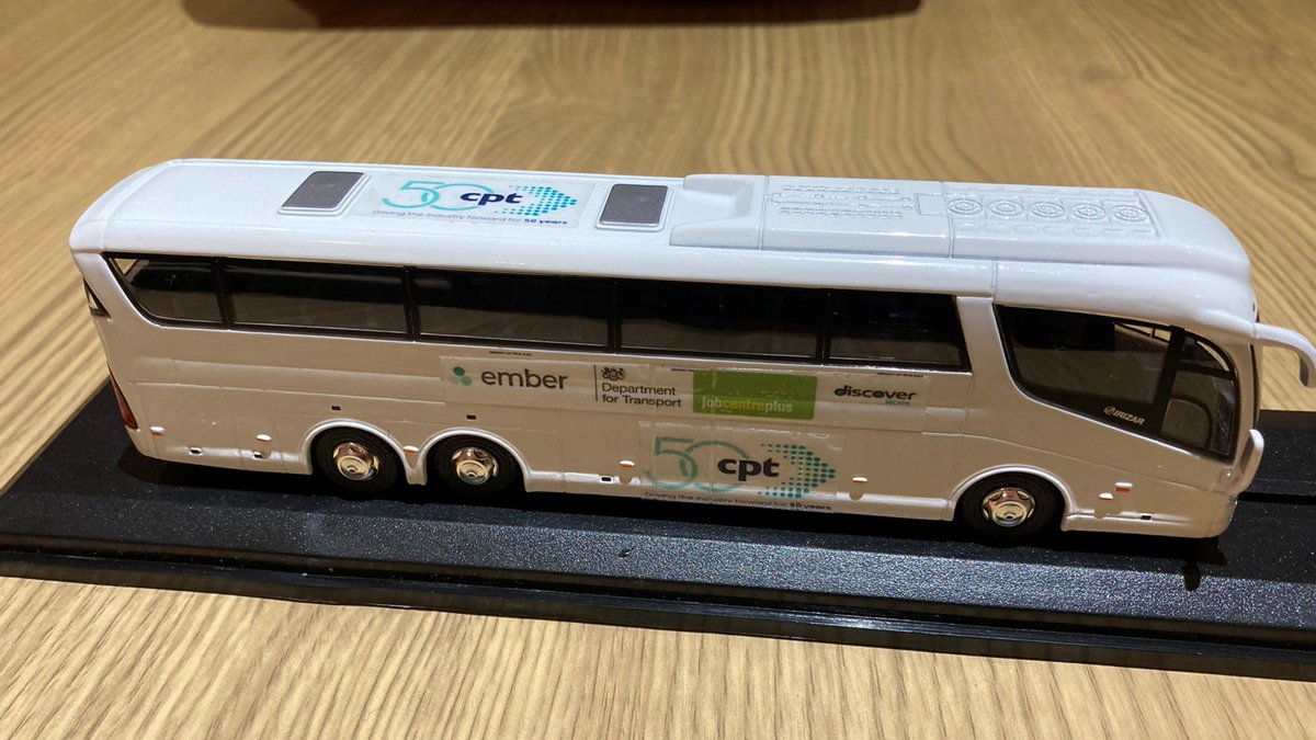 Excellent collaboration between Dundee Job Centre, @CPT_UK and @DWSDundee 👏 The Confederation of Passenger Transport identified a national shortage of PSV Drivers. #Ember, the world's first all-electric intercity bus operator was recruiting PSV Bus Drivers. #TeamDundee 🧵