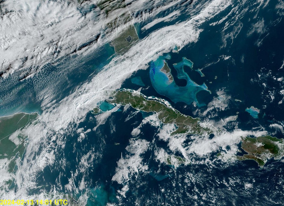 CanalCaribeCuba's tweet photo. #Cuba ⛈️☔️🇨🇺 | Sobre el occidente del país influyen los nublados de la banda asociada al decimosexto frente frío.

Este sistema producirá algunos chubascos y lluvias, con la posibilidad de aisladas tormentas eléctricas. 

📍https://t.co/Eg0tLG6nGH https://t.co/8Mp6ayvQZF