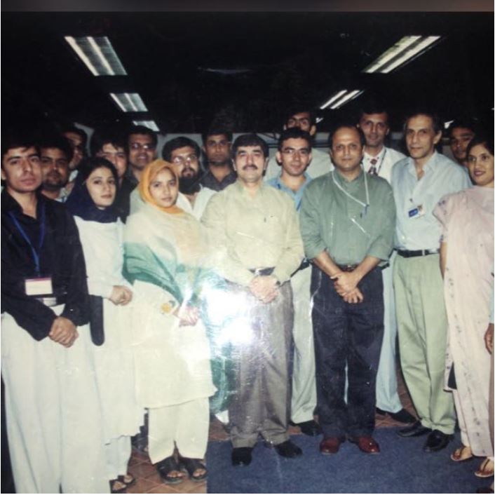 GD_Alisher's tweet photo. In 2002,i was team member #GeoNewsElectionCell and in 2024 i have had the opportunity to head #ElectionCell at @humnewspakistan. It was an incredible experience to work with a big team,digitally more sophisticated & prompt than the one we had 22 years ago. #Elections2024Pakistan https://t.co/FNHEDAHSWu