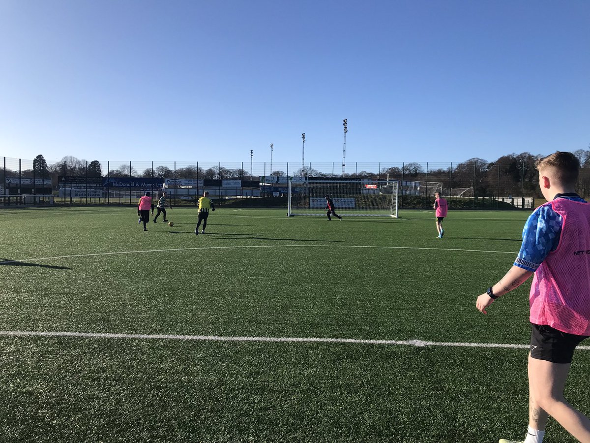 ElginSportsCT's tweet photo. Another great attendance and energy from this group today 👏 

Your mental health matters! 🧠 

Getting out and getting active helps our bodies release feel-good hormones and is a natural mood booster 💪

#ActiveRecoveryMoray https://t.co/HpP9xXo5H7