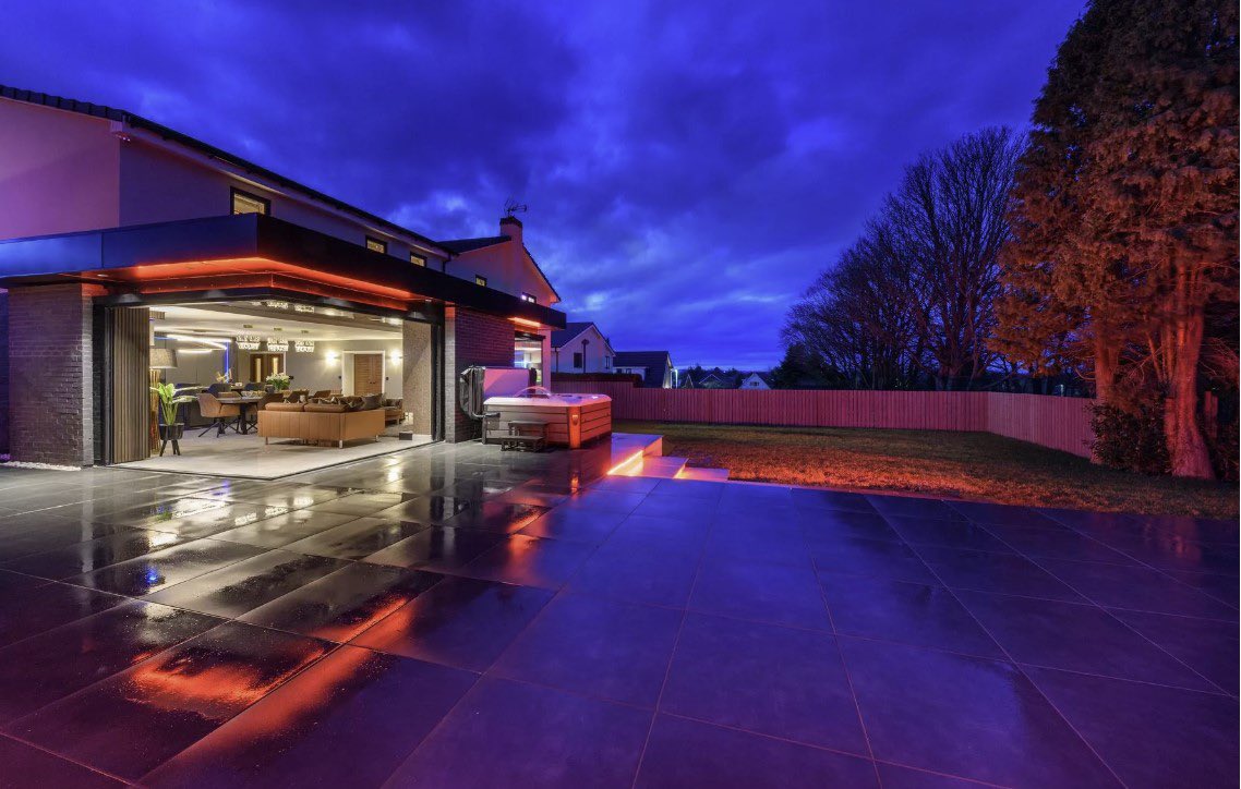 azurepergola's tweet image. Glass to Glass corner and Monoslide doors by Azure Outdoor Living.

📸 Monoslide 3m x 3m - Glass to Glass corner 2.5m x 1.5m

🌎 azureoutdoorliving.co.uk/products/doors…

#architecturalglazing #slideandstack #doors #slidingdoors #dreamhome #homeinspo #homeimprovements #homerenovation #newbuild