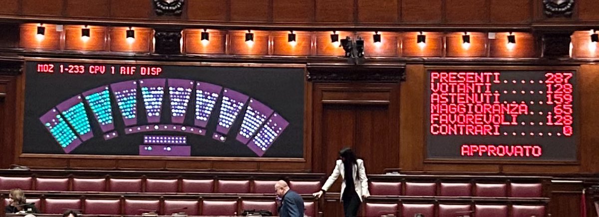 La Camera dei deputati del Parlamento italiano impegna il Governo Meloni a chiedere il #cessateilfuoco a #Gaza. 

E sì, oggi il <a href="/pdnetwork/">Partito Democratico 🇮🇹 🇪🇺</a> ha fatto la sua parte. E ha riportato l’#Italia dalla parte giusta, quella della #pace in Medio Oriente, dove deve stare.