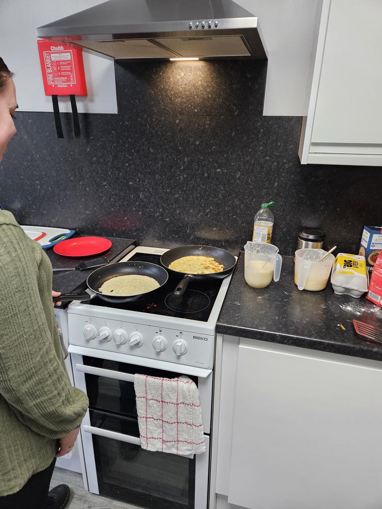 Andrea Cowlishaw tweet media