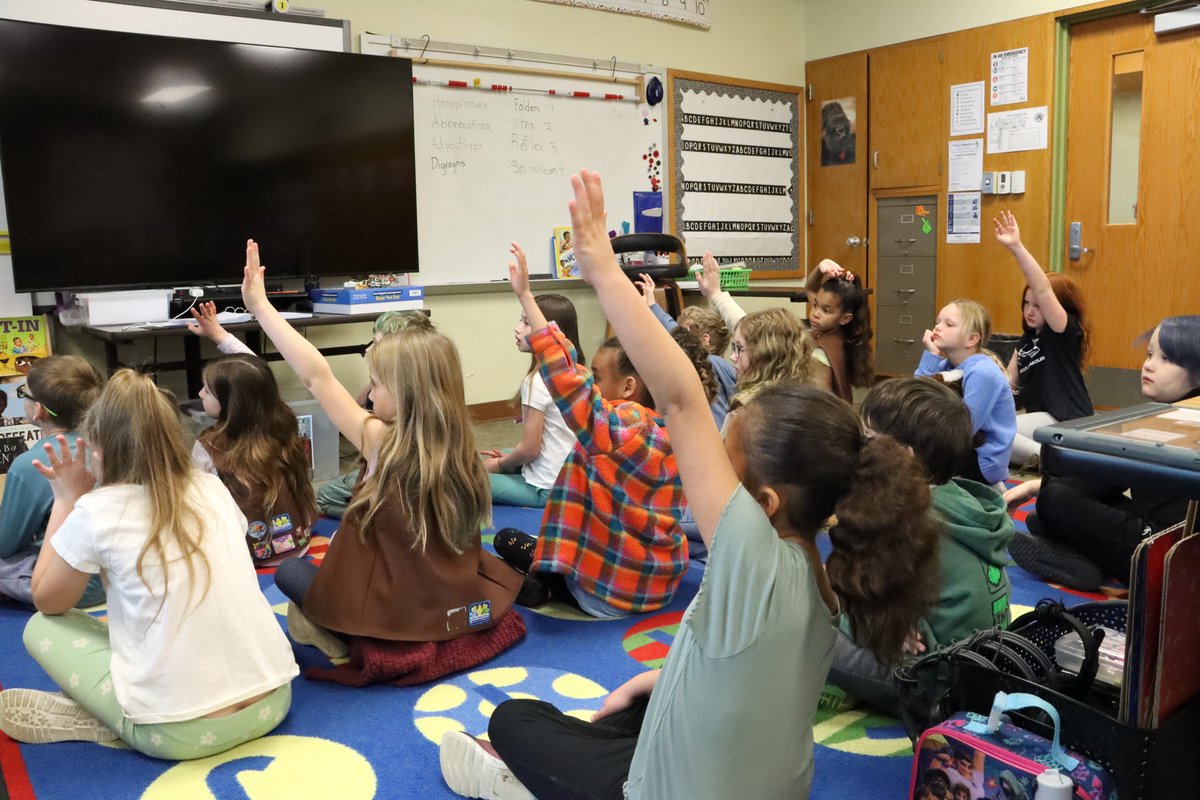 OmahaPubSchool's tweet photo. As part of Black History Month, @OPS_Ponca's second grade class created a bulletin board that celebrates the achievements and history of influential figures. They're also learning through class reading and writing projects. https://t.co/gaLTLVYU8i