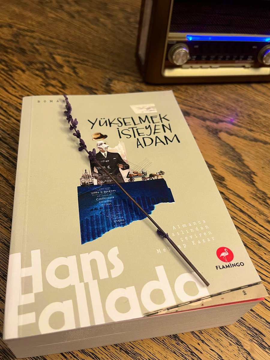 Kuzey_Rzgr's tweet photo. Nazi Almanya’sında baskılar altında olan #Fallada, alkol ve çalkantılı özel hayatına rağmen üretkenliğini daima korudu. #YükselmekİsteyenAdam ise 1909’da sıfırdan başlayan Karl Siebrecht’in romanıdır.
🚩 Bildiğim en iyi yazım tekniğini kullanan yazarın bu romanına başlayalım. https://t.co/23FTuBxm99