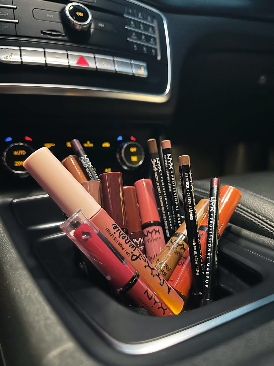 NYXCosmetics's tweet photo. i’m just a girl https://t.co/WLhoOI9ffU