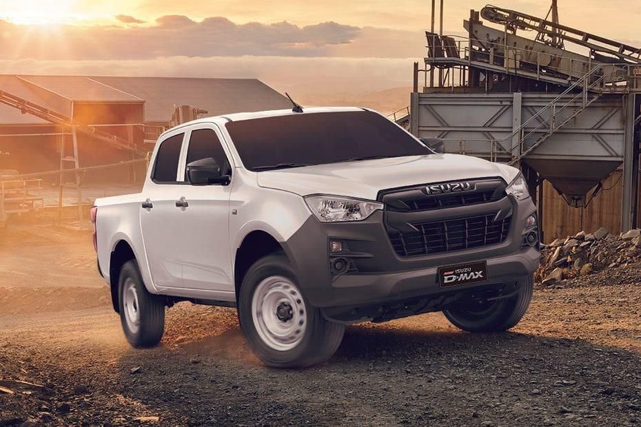 APicton_Glass's tweet photo. With @Isuzuuk this morning in Solihull for an update on all things #DMax @APicton_Glass @GlassGuide @JDPower @autovista_group @autovista24 #4x4pickup #Utility #DL20 #DL40 #VCross #AT35 https://t.co/nbuQHXrX7L