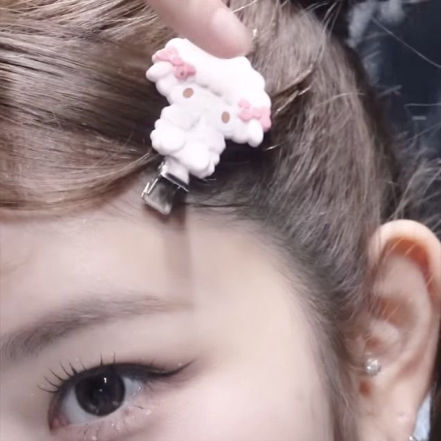 deardollita's tweet photo. rei  n  her  sweet  piano  hair  clip  ૮꒰っ ̫  _  ꒱ྀིა https://t.co/leL6PwKjFq