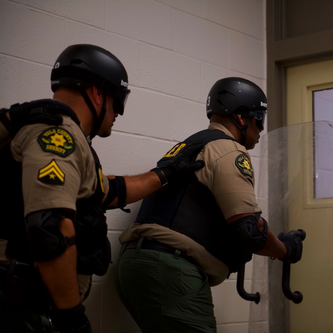 YoloCoSheriff's tweet photo. Yolo County Sheriff's Office is actively recruiting Correctional Officers. No experience? No problem! Explore a fulfilling career in corrections with us. #YCSO #YoloCounty #COJobs #Corrections Click the link in our bio to learn more about the application process. https://t.co/UM6ml4XeEB