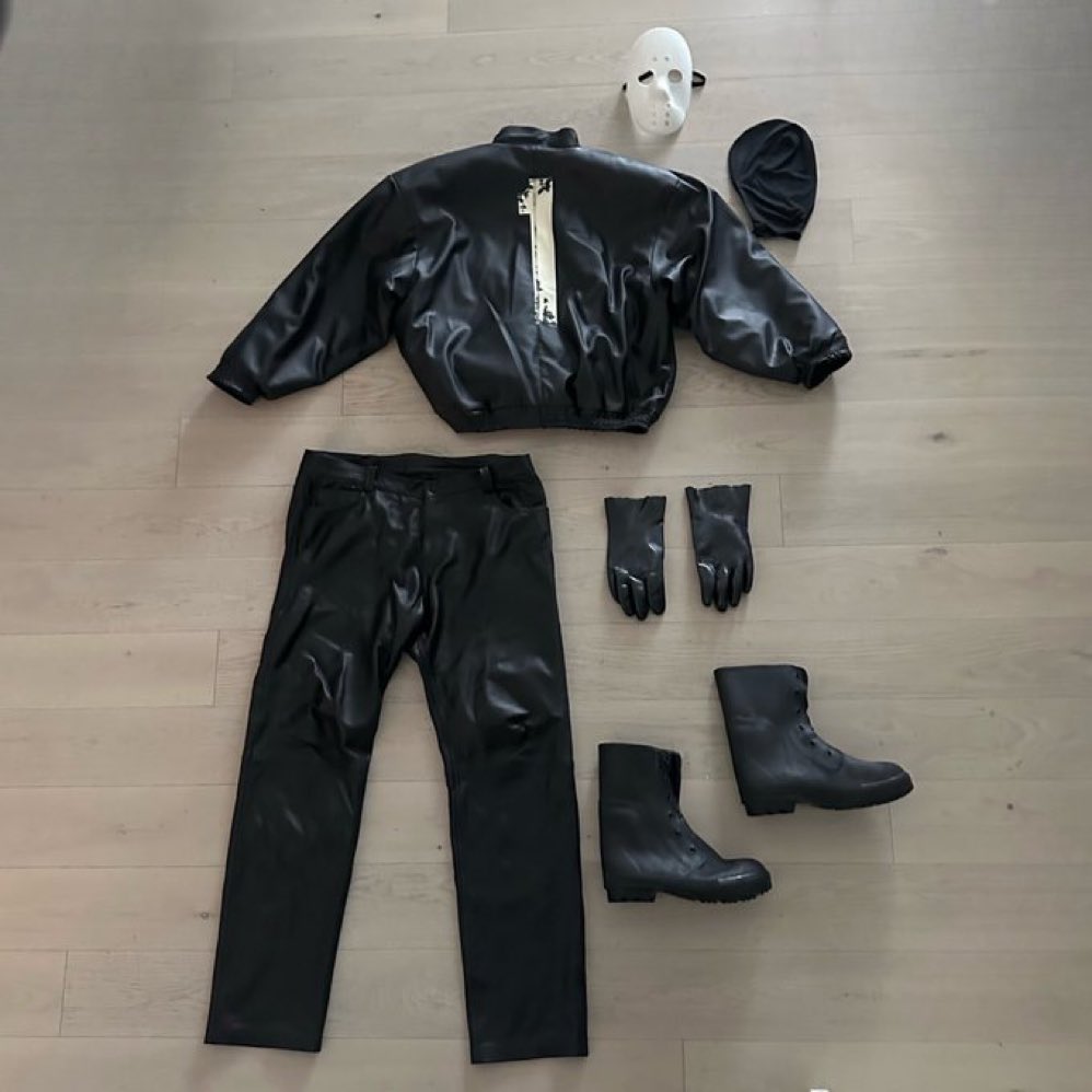 DelCrxpto's tweet photo. My outfit for #Bitcoin Conference 2024: https://t.co/ucUcWoxtCv