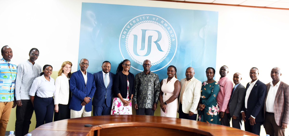 1/2 UR and University of Connecticut initiate a partnership to foster research in the area of Physics, Aerospace & nursing. The signing ceremony was presided over by VC Prof @mdkayihura, and Ngozi Taffe, Ph.D. for @UConn. “I’m excited thinking what we can achieve”. Dr. @Ngotaffe.