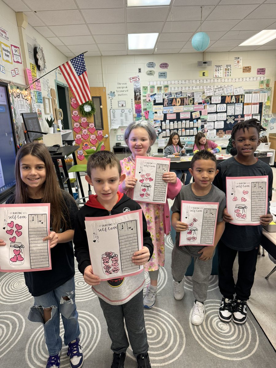 Anastasia Petridis tweet media