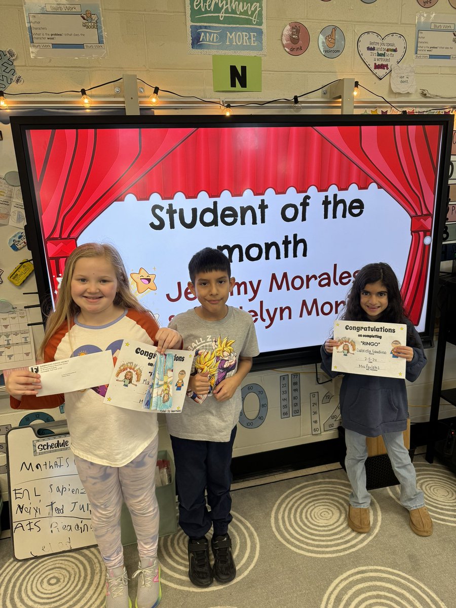 Anastasia Petridis tweet media