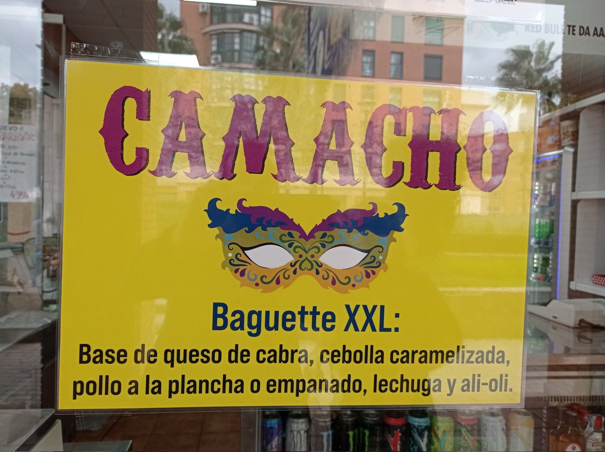 Manolocamacho2's tweet photo. Si vais por Málaga no dejéis de ir por @LexFlaviaBocata y os pedís un bocata de los muchos que allí sirven.y ya si el que pide es un Camacho... https://t.co/9B4DbvmK6g