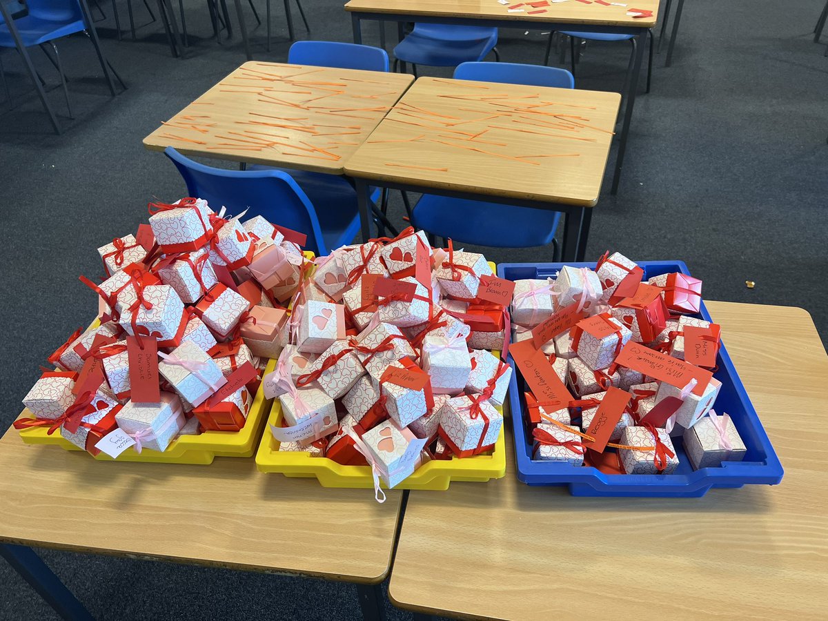 More than two hundred Valentines surprises to be delivered tomorrow! Who would you give your last rolo to ? ❤️ <a href="/stpaulsdundee/">St Paul's Academy</a>