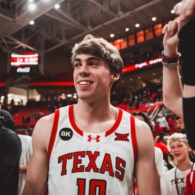 Dustin 🌵 tweet media