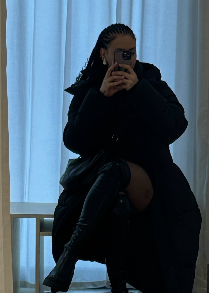 𝙼𝚒𝚜𝚌𝚑𝚒𝚎𝚟𝚘𝚞𝚜 𝚜𝚙𝚊𝚛𝚔...