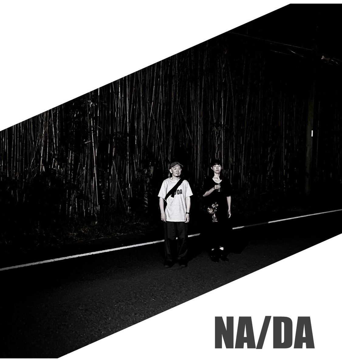 dwarf_info's tweet photo. 2024/02/22（thu）
DWARF Live【EN】
🔊⚡️🌱🐛🌲🌲

DAYDREAM 吉祥寺
 @daydream_kj 

open17:50 start18:00
charge ¥2,000-
------------
DWARF vs NA/DA
18:00 openingAct  (dwarf )
18:50 NA/DA @scees_s 
19:50 dwarf

👕ENテーシャツ
https://t.co/pnwSyFmCpM

https://t.co/jLMtgCPyRC https://t.co/gHdGj7ZcYN
