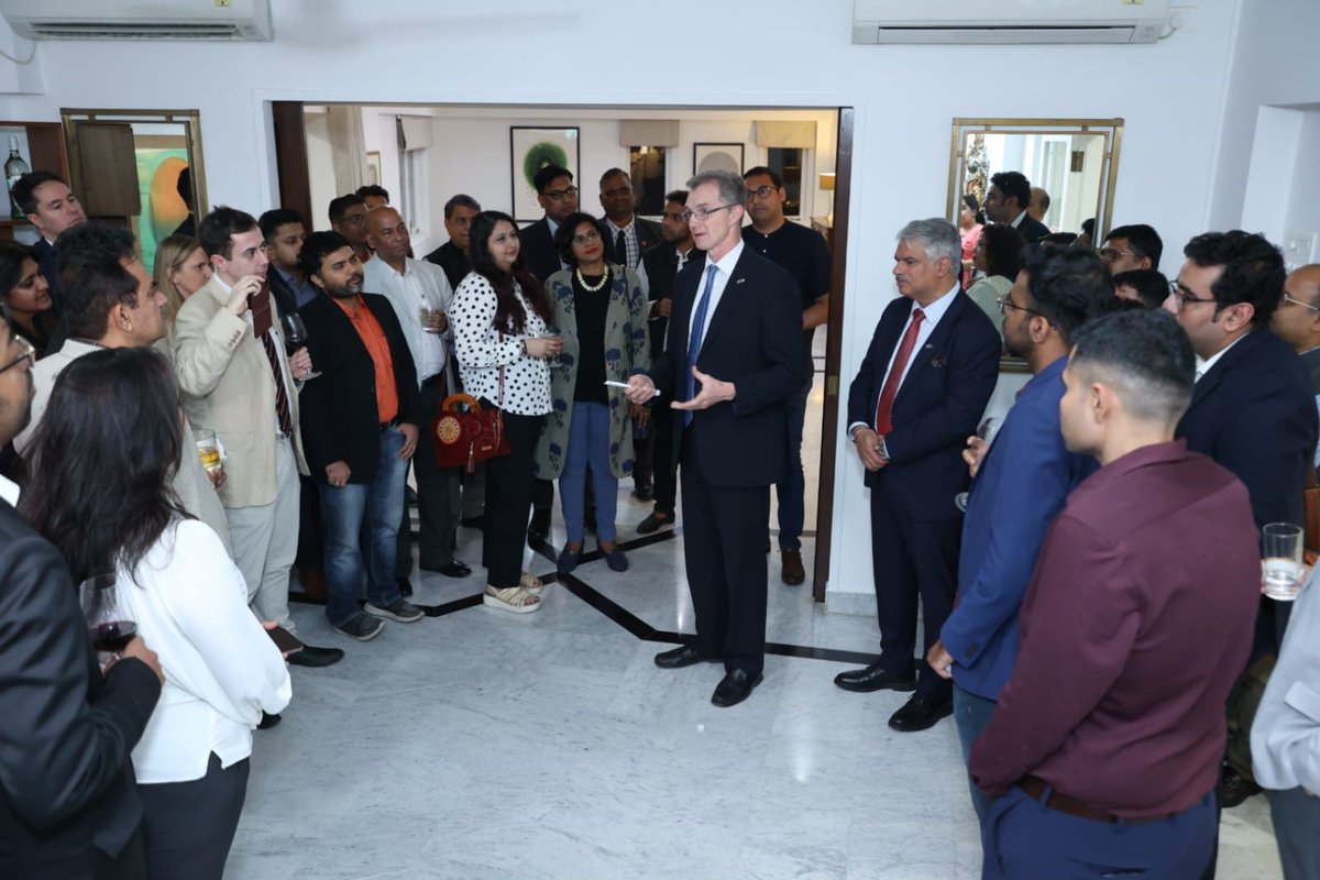 Wales Office (@walesoffice) on Twitter photo DAY 2 🇮🇳🏴
Welsh Secretary <a href="/DavidTCDavies/">David TC Davies 🏴🇬🇧</a> met people who studied in Wales in #Mumbai and celebrated the links between our countries 🤝
Cyfarfu Ysgrifennydd Cymru <a href="/DavidTCDavies/">David TC Davies 🏴🇬🇧</a> a myfyrwyr ym #Mumbai a astudiodd yng Nghymru a dathlodd cysylltiadau rhwng ein gwledydd 🤝 DAY 2 🇮🇳🏴
Welsh Secretary <a href="/DavidTCDavies/">David TC Davies 🏴🇬🇧</a> met people who studied in Wales in #Mumbai and celebrated the links between our countries 🤝
Cyfarfu Ysgrifennydd Cymru <a href="/DavidTCDavies/">David TC Davies 🏴🇬🇧</a> a myfyrwyr ym #Mumbai a astudiodd yng Nghymru a dathlodd cysylltiadau rhwng ein gwledydd 🤝