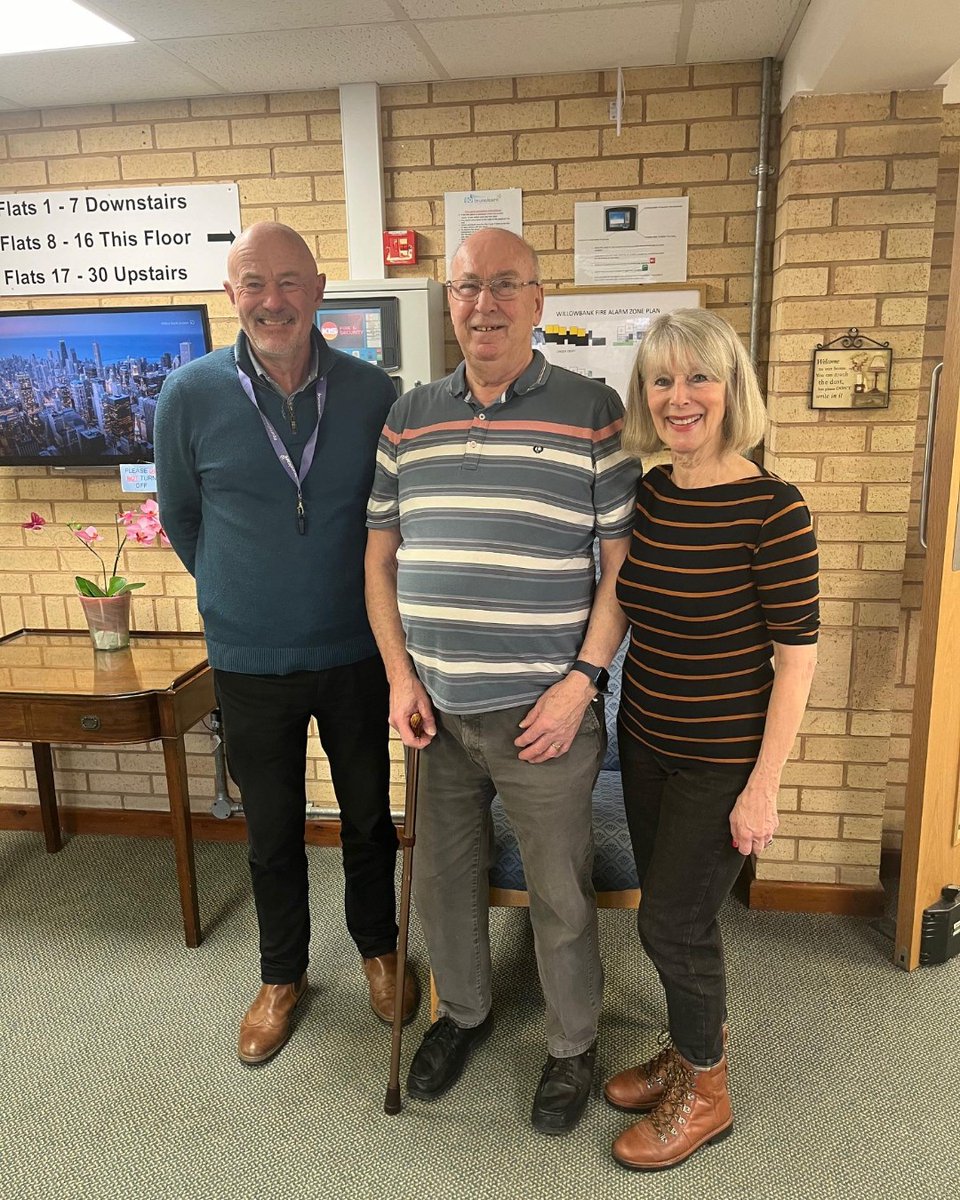 Our Chair of Trustees, Graham Russell, recently visited our Willow Bank housing site to meet some of our residents 🤝 Graham met Brian, a resident who has lived at Willow Bank for 18 years, and Andrea, who provides a hairdressing service for residents at the site.