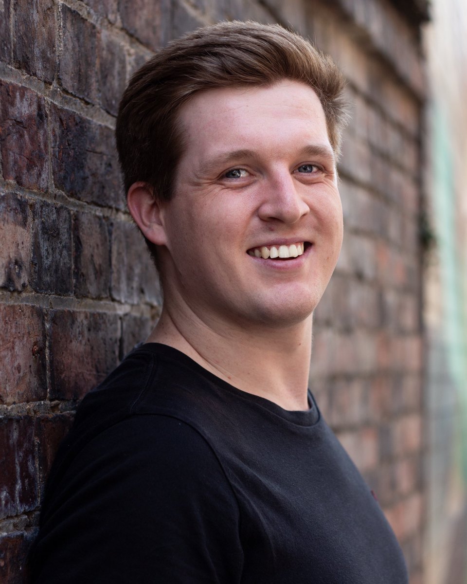 DanielBates_98's tweet photo. Currently #seekingrepresentation for theatre and acting work ☺️

If anyone would be able to share this to help me get my name out I would be incredibly grateful! ❤️

Spotlight: https://t.co/RTvDIa8ZBO https://t.co/Udvmpgauuv