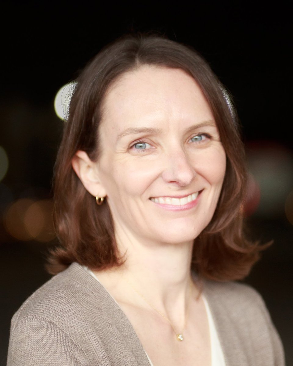 Penn_ENT's tweet image. Congratulations to our newly tenured associate professors! @RobLeeLab and @ewhite_lab keep impressing us with their achievements. We are excited to see their future advances and impact on the ENT field! 🏆
#teachingtuesday #tenure #promotion
📸: @zoeyamiller