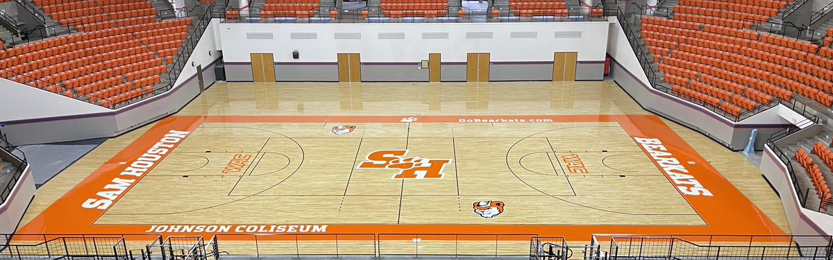 Kylin3reen's tweet photo. After a great conversation with @Chris_Mudge and @CoachAMFobb06 I am blessed and extremely grateful to receive a division 1 offer from Sam Houston State University! @JCantens @DavidWatkins_22 @adrian_dav14 https://t.co/Q73zbiAoxb