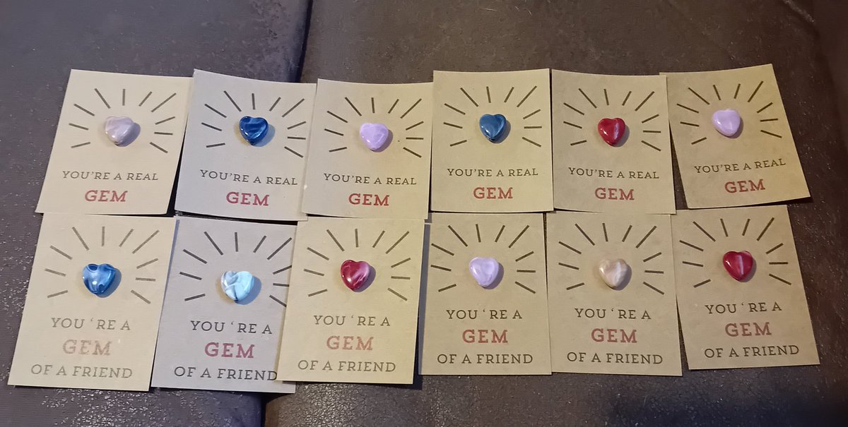 Had a brilliant #writersgroup meeting today with the #mallowscribes . Since tomorrow is #valentinesday, I made some cute little #valentines to share with the group 🥰 #irishwriter #writingcommunity #writerslife #amwriting #amediting #sharethelove #grá #friendship