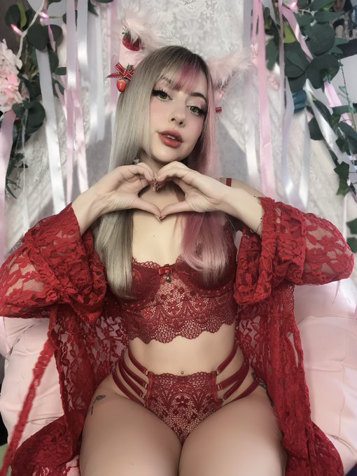 Will you be my Valentine? ❤️ https://t.co/SOxAlyACRz<a href="/tag/fnaf"class="tags"><span>#fnaf</span></a>