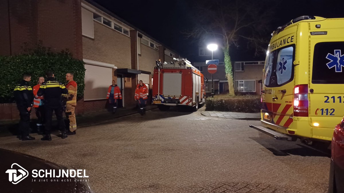 Hulpdiensten naar co melding Michiel de Ruyterstraat >>> tvschijndel.nl/23079-hulpdien… #schijndel #tvschijndel #meierijstad