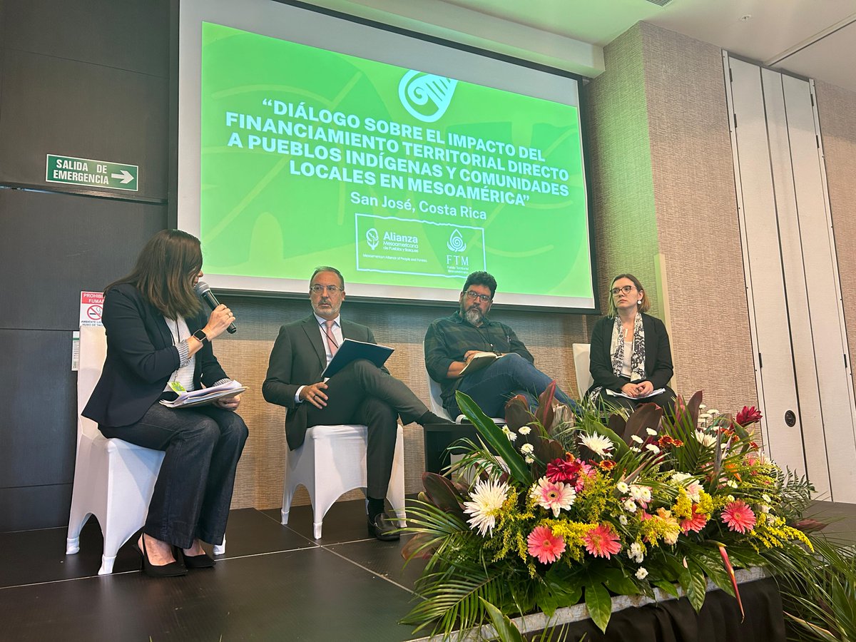1/5🧶Presentes hoy en el panel organizado por el Fondo Territorial Mesoamericano de la <a href="/alianzabosques/">AMPB</a> sobre financiamiento directo a pueblos indígenas y comunidades locales de #Mesoamérica.