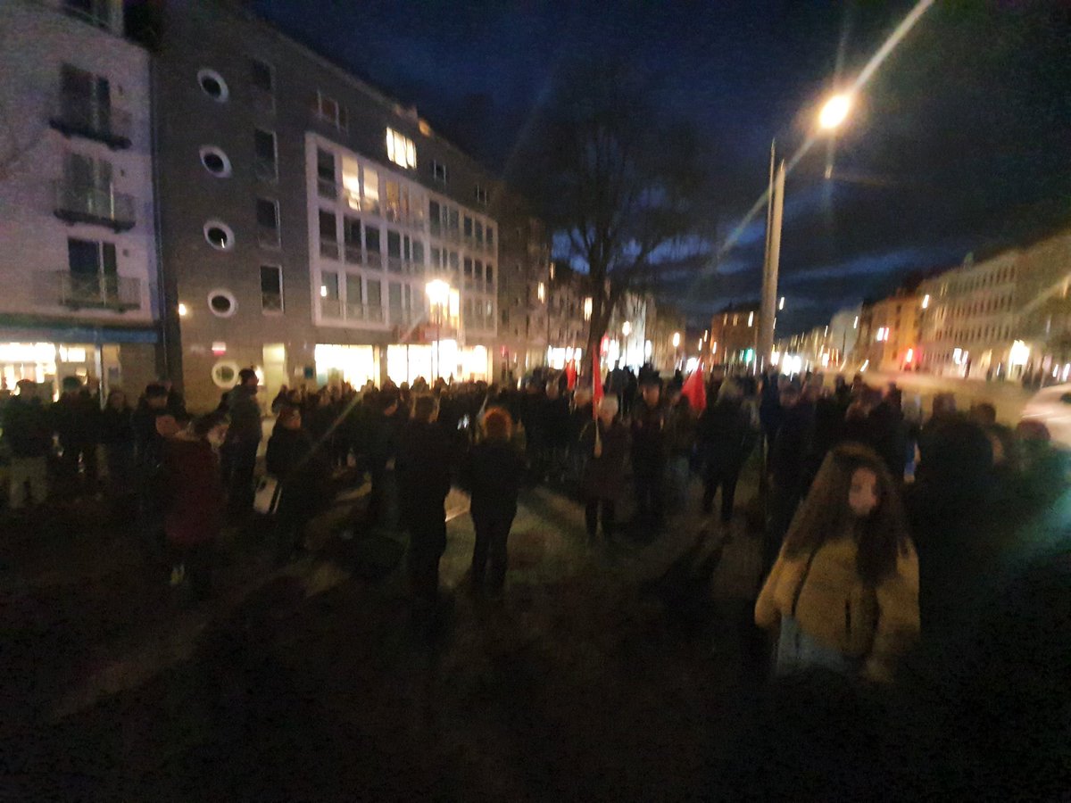 JKasek's tweet photo. Kundgebung in #Leipzig Möckern hat begonnen. #le1102 https://t.co/vnXNx1abRV