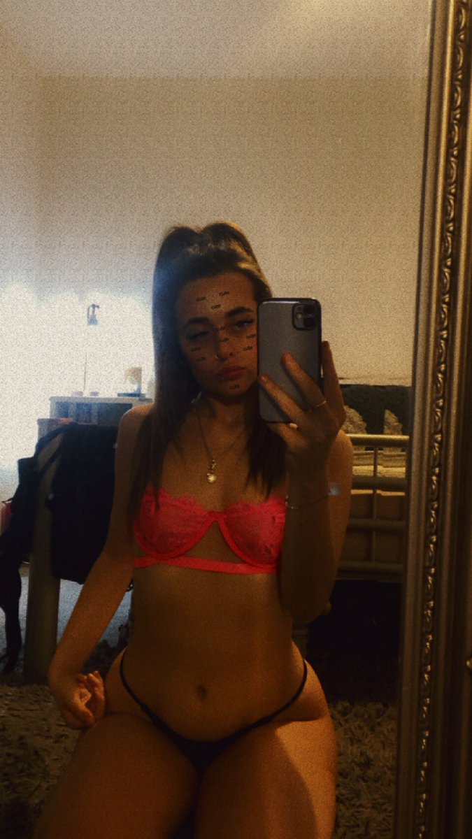 Jess74361's tweet photo. https://t.co/wqPp0Dq5cI tap to see more of me 🤭 https://t.co/j1PLZ3mJTA