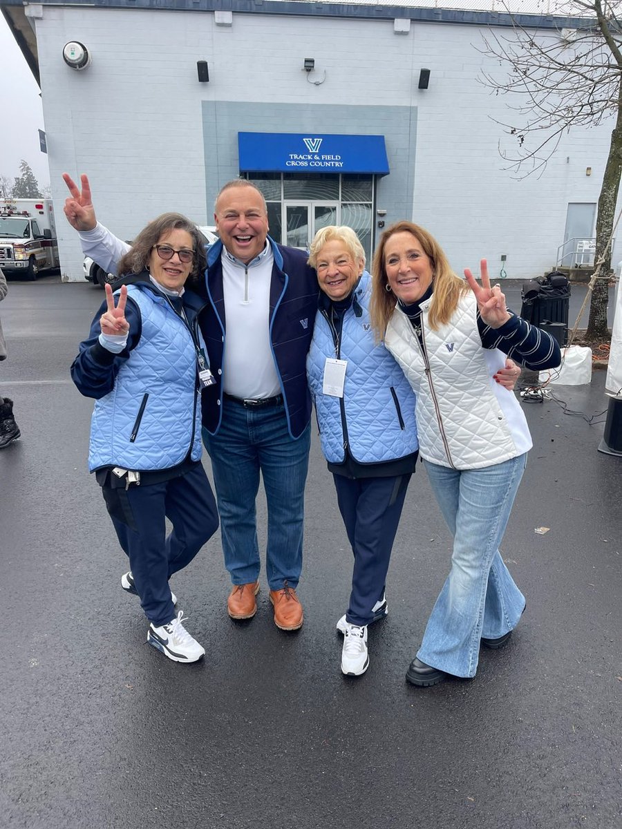 NovaNationer's tweet photo. Villanova Luxe offers limited edition designer vests, as seen on @CoachJayWright, @CoachFerranteVU, & fans around the Nova Nation! A portion of all sales from this alumni-owned business supports @FriendsofNova. Men’s & women’s sizes/colors: https://t.co/BEsmGrmwIv ✌️#LuxePartner https://t.co/zW2Gj7OzKA