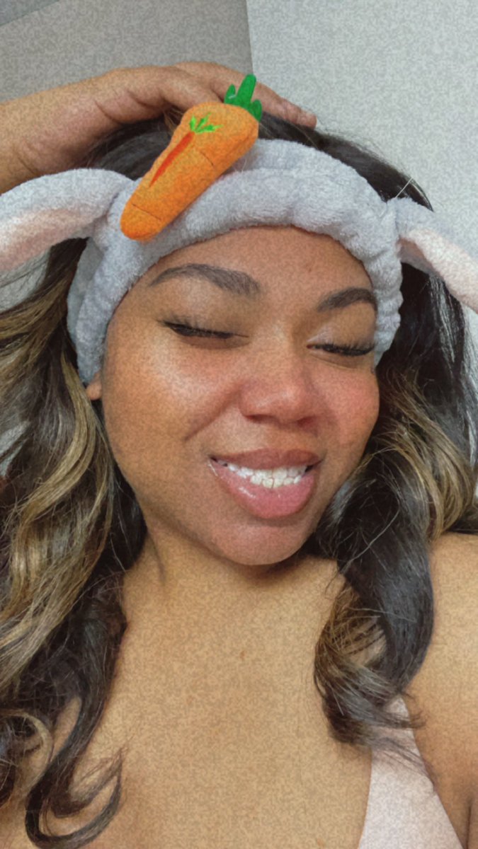 themarvelous_ma's tweet photo. Ya favorite Lola bunny 🐰🥕🤍✨ https://t.co/owcoT7lzMx