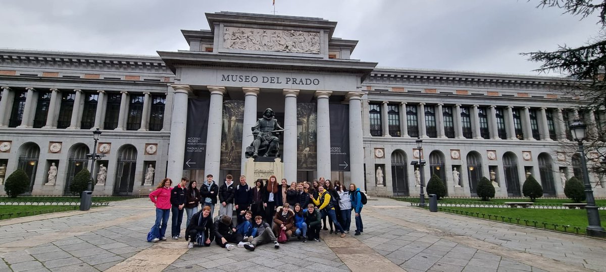 Another beautiful day in Madrid outside the famous El Prado Museum  <a href="/Ilkleygrammar/">Ilkleygrammar</a>