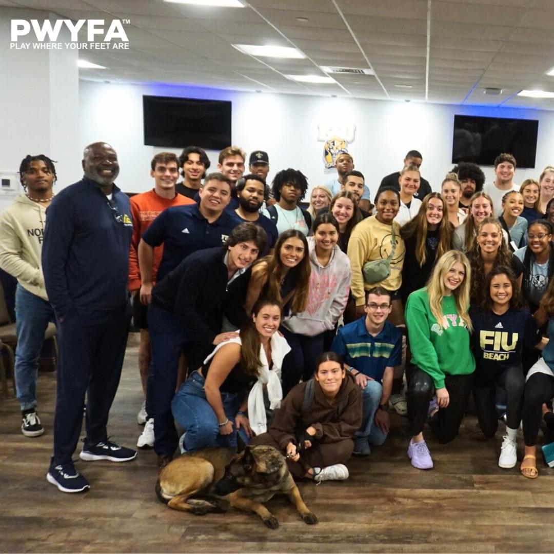 playwhereyourfeetare tweet media