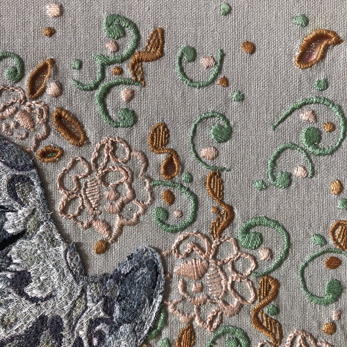 PootlesMoon's tweet photo. ‘Absorbed’ - self-portrait taken from a photo in 2020, stuck at home and making play with sunshine and lace in the garden🌞 Trying out @aurifil new 8wt cotton thread, being launched at QuiltCon next week, where this artwork will be exhibited for the first time 😊 
#embroidery https://t.co/YCjNLMEREe