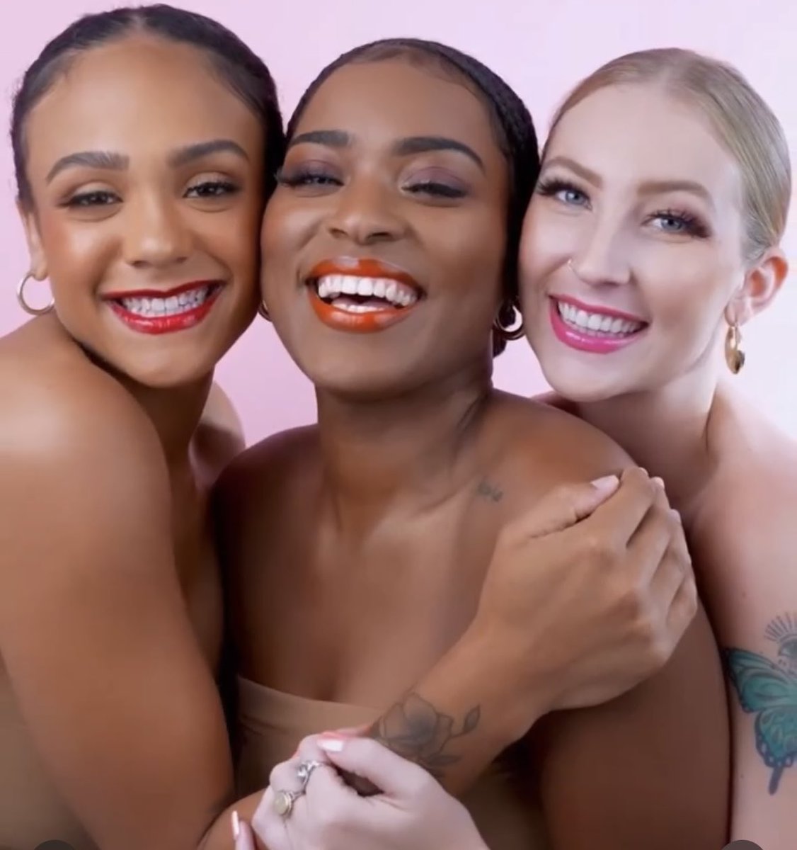 DMCosmetics_'s tweet photo. Confidence is the best makeup you can wear. Rock it boldly and fearlessly, Queens! 💄💋 #makeup #beauty #confidence https://t.co/1l5NtPMJ9q