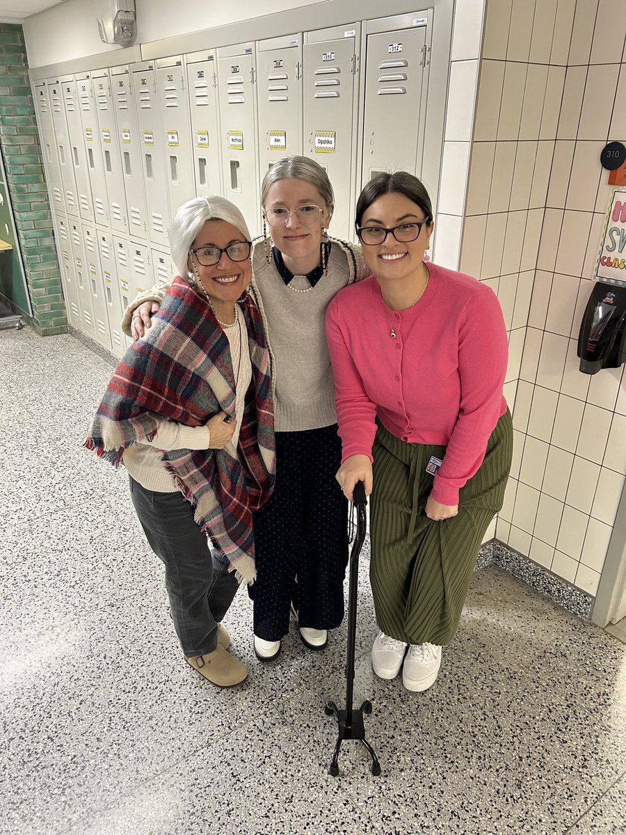 JenniferKittell's tweet photo. What fun celebrating the 100th day of 3rd grade!! https://t.co/BOdKYZna3U