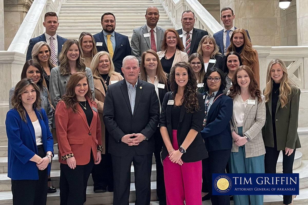 AGTimGriffin's tweet photo. Thanks to the members of Leadership Crawford County and Leadership Fort Smith for the invitation to speak to them today in the Old Supreme Court. It was great to visit with fellow Arkansans who are involved in their communities. I encouraged them to learn all they can about how different levels of government work and to build their networks so they can be of better service to their neighbors. @ChamberVanBuren @FtSmithChamber #arnews