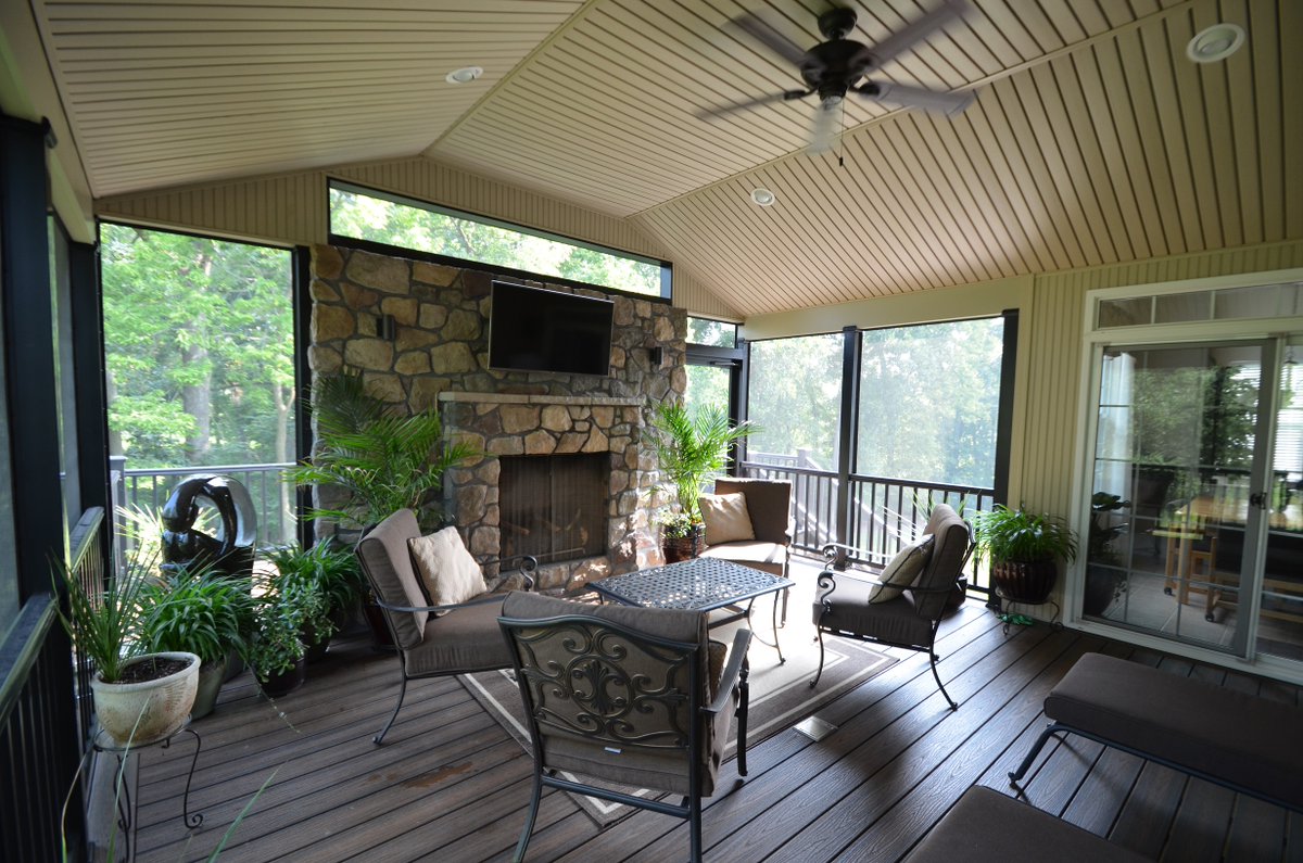 TheDeckDude's tweet photo. If you had to choose for a new covered back deck...

Would you prefer an open gable for maximum view, or a closed gable with a fireplace?
#DeckDesign https://t.co/NRqGq1I4FM