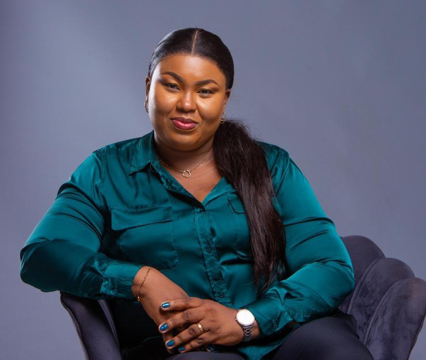 Top 10 des femmes ministres du gouvernement Sama II présenté par Pourelle.info :  Esther MPEZO OMBA explique le pourquoi de ce classement 
<a href="/Pourelleinfo1/">POURELLE.INFO</a> @maguy_mbuku
<a href="/EstherMpezoOmba/">Esther MPEZO</a>
<a href="/ONUFemmesRDC/">ONU Femmes RDC</a> <a href="/mingefae/">Ministère du Genre, Famille et Enfant</a>