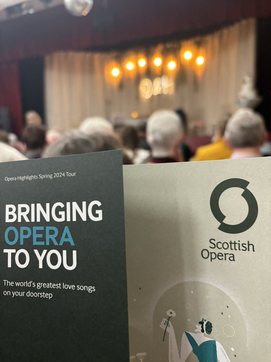 janetteharkess's tweet photo. Thank you @ScottishOpera for fabulous #operahighlights at Dunlop Village Hall. Roof raised for fantastic cast of four including @RCStweets #alumni @LShawMezzoSop &amp; Ross Cumming Cheers too to tour manager Dawn Rawcliffe (also @rcstweets alumna). Bravi tutti https://t.co/JDSjZ3BLKp